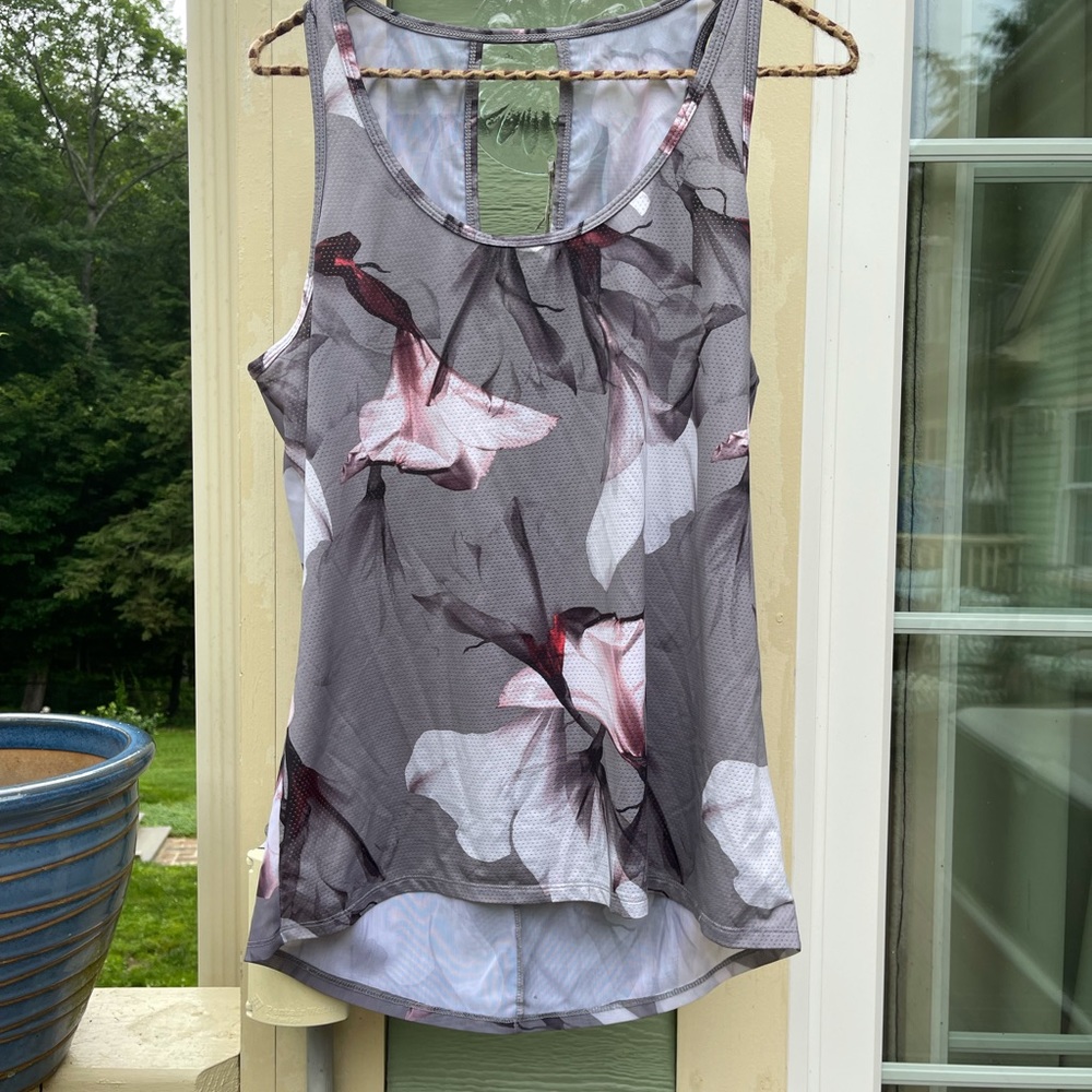 Fabletics large tank